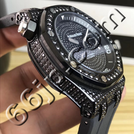 オーデマピゲ時計背面デザイン